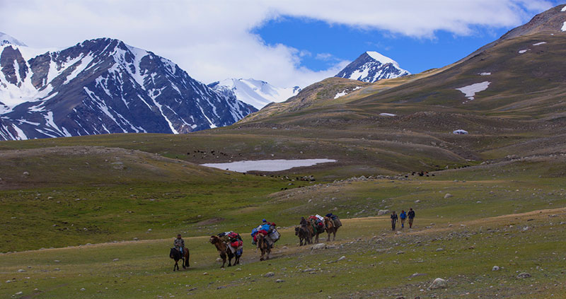 altai mountains mongolia 